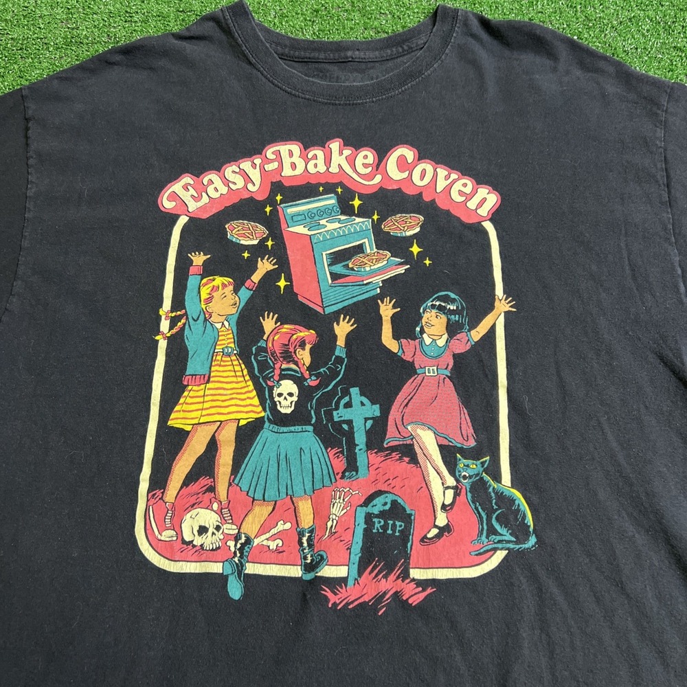 Easy Bake Coven Black Short Sleeve T-Shirt Mens‎ Size Large Creepy Co.